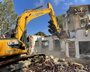 Dịch Vụ Đập Phá, Tháo Dỡ Công Trình Tại Xuân Lộc Giá Rẻ, An Toàn